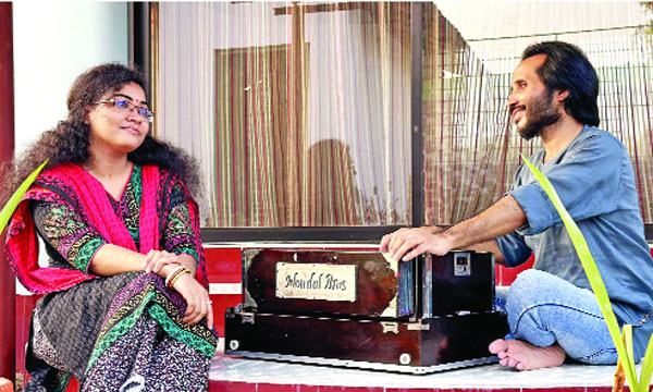 ঐশীকে বিয়ে করলেন সমরজিৎ