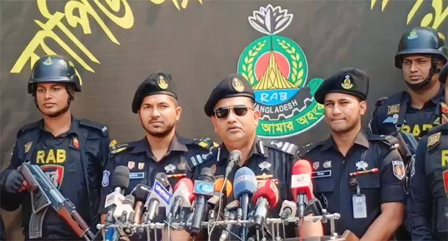 শ্রমিক আন্দোলনের নামে নাশকতা করলেই ব্যবস্থা নেয়ার হুঁশিয়ারি র‌্যাবের
