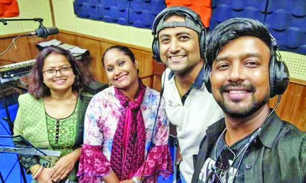 ‘স্মার্ট বাংলাদেশ’ শিরোনামে গান গাইলেন তারা চারজন