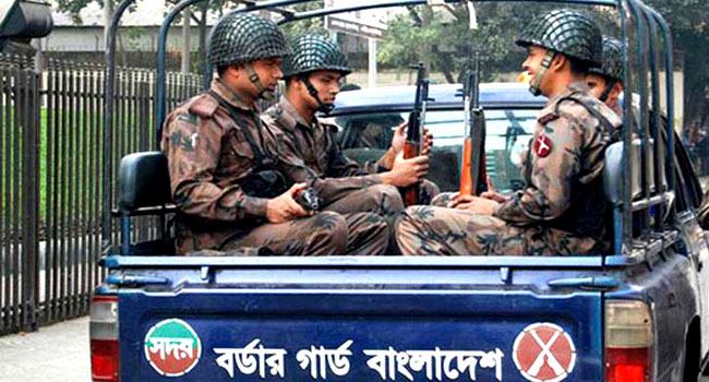 পোশাক কারখানার নিরাপত্তায় ৪৮ প্লাটুন বিজিবি মোতায়েন