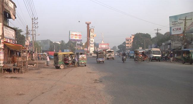 গণপরিহনশূন্য রংপুরের রাস্তাঘাট, গ্রেফতার ৪