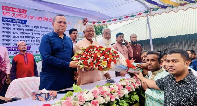 ‘আমাকে আগামী নির্বাচনে ভোট দিবেন’