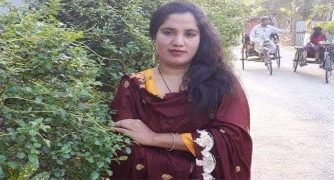 মন্ত্রীর আত্মীয় পরিচয় দেয়া কোটি টাকা আত্মসাতকারী নারী আটক