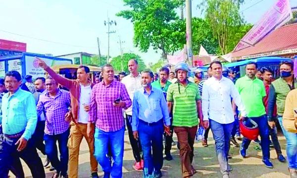 সুনামগঞ্জে অবরোধের সমর্থনে মহাসড়কে বিএনপির মিছিল