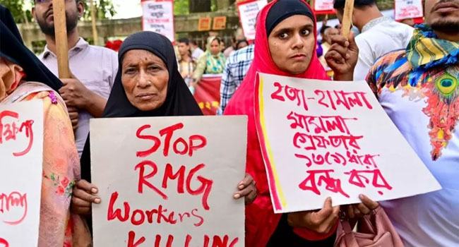 মালিকদের ‘শক্ত অবস্থান‘ তৈরি পোশাক খাতকে কোন দিকে নেবে?