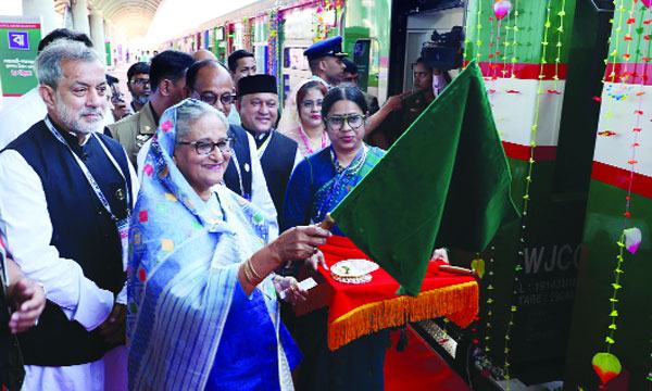 আবারো আ’লীগকে নির্বাচিত করার আহ্বান প্রধানমন্ত্রীর