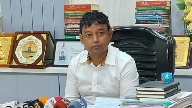 অগ্নিসংযোগকারীরা শনাক্ত হয়েছে শিগগির গ্রেফতার করা হবে : ডিবি প্রধান