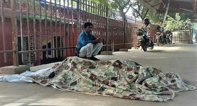 শায়েস্তাগঞ্জে ট্রেনে কাটা পড়ে যুবক নিহত
