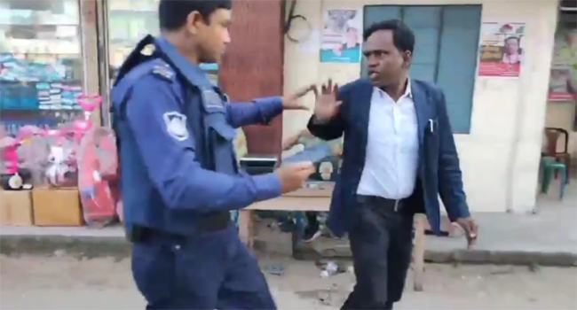 ঠাকুরগাঁওয়ে হরতালের সমর্থনে বিক্ষোভ, বিএনপিপন্থী আইনজীবী আটক