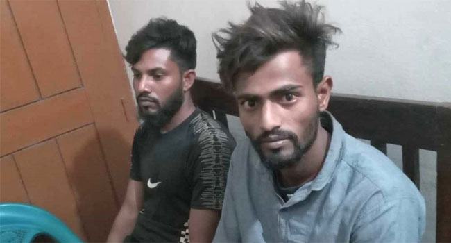 মহাদেবপুরে রাস্তার পাশ থেকে যুবকের লাশ উদ্ধার, আটক ২