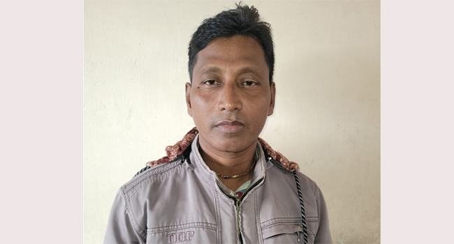 মহাদেবপুরে শিশু শিক্ষার্থীকে ধর্ষণচেষ্টা মামলায় যুবক আটক