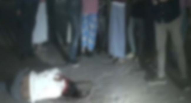 নারায়ণগঞ্জে গণপিটুনিতে ছিনতাইকারী নিহত