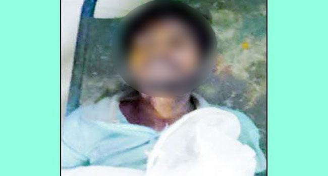 মৃত ঘোষণার পর হাসপাতালে লাশ রেখে অ্যাম্বুলেন্সের পলায়ন