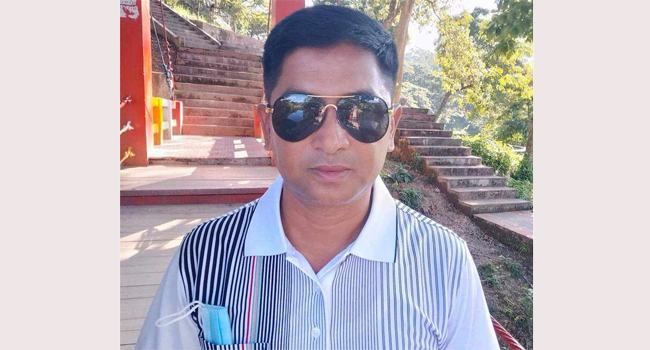 ঈশ্বরগঞ্জে ভূমি অফিসে দুর্নীতি : এসিল্যান্ডকে ভুক্তভোগীদের স্মারকলিপি