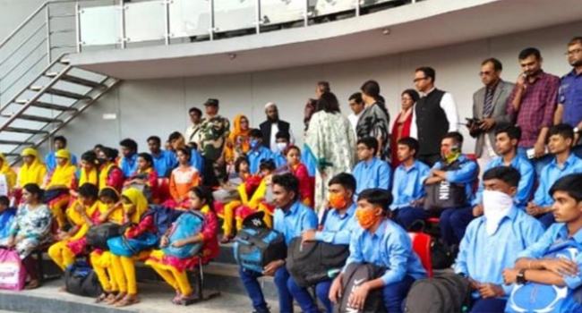সাজাভোগ শেষে ভারত থেকে দেশে ফিরল বাংলাদেশী ৪২ নারী ও শিশু