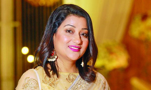 নেগেটিভ চরিত্রে দীপা খন্দকার