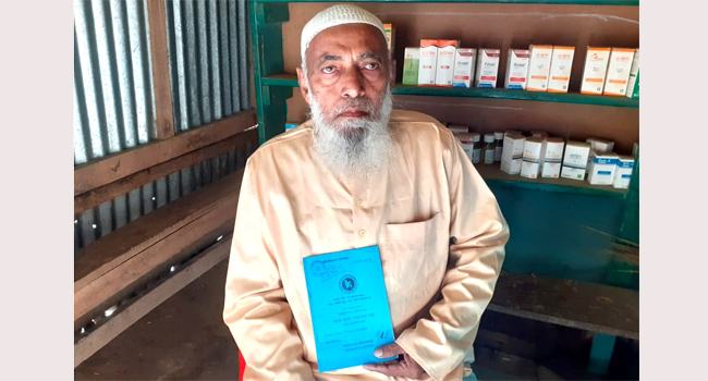 নিজের মৃত্যু সংবাদে বিস্মিত-হতবাক লালমোহনের আব্দুল করিম
