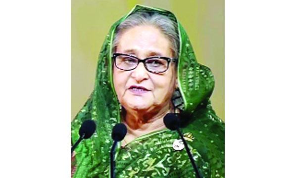 বঙ্গবন্ধুর সমাধিতে প্রধানমন্ত্রীর শ্রদ্ধা
