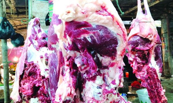 মিরসরাইয়ে ৭৫০ টাকার নিচে গরুর গোশত নেই