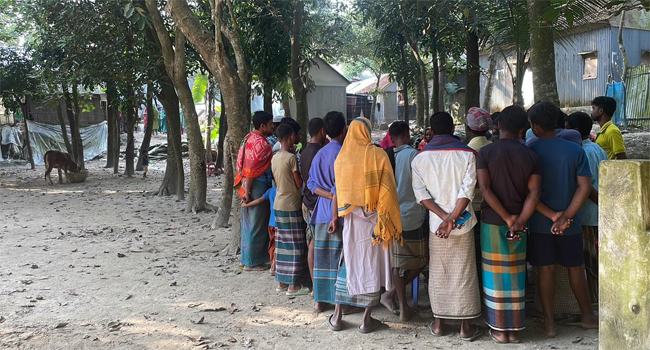 রাস্তা নিয়ে সংঘর্ষ : ৪ গ্রাম ঘুরে বাজারে যেতে হচ্ছে চুল্লী গ্রামের বাসিন্দাদের