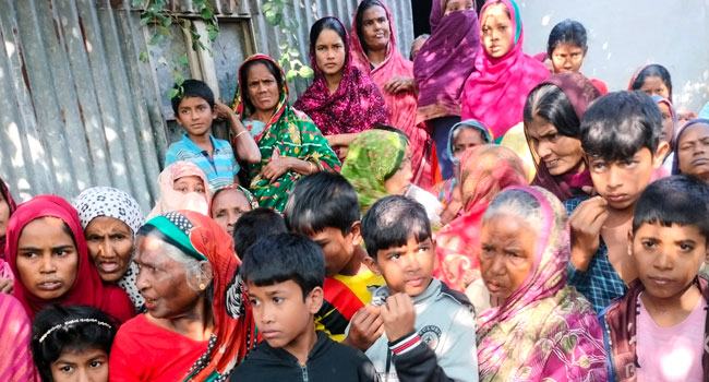 আড়াইহাজারে বাসের ধাক্কায় নসিমন উল্টে চালক নিহত