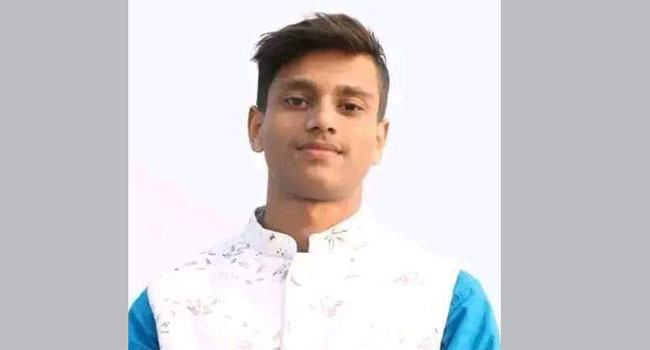 রায়পুরায় ট্রেনে কাটা পড়ে কলেজছাত্রসহ নিহত ২