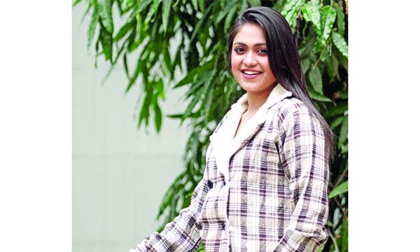 এবার সিনেমায় অলঙ্কার...