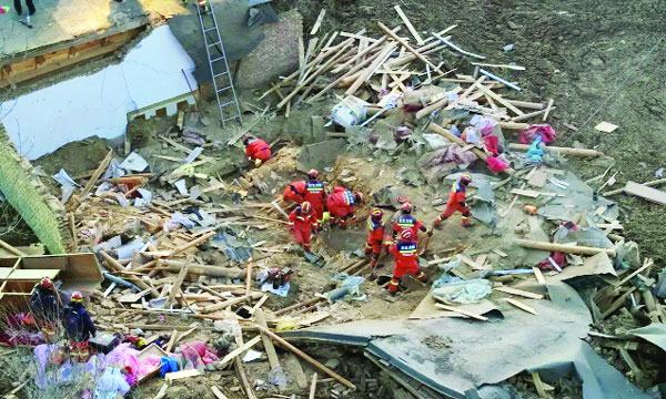 চীনে ভূমিকম্পের আঘাতে শতাধিক মৃত্যু