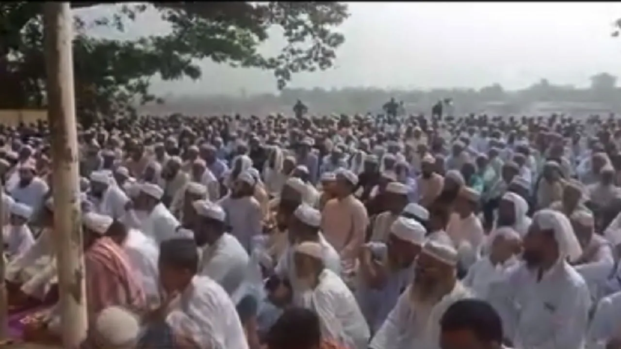 গফরগাঁওয়ে ১৪৪ ধারা প্রত্যাহার, ঈদের জামাত অনুষ্ঠিত