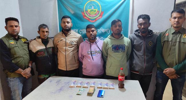 গাজীপুরে প্রায় সাড়ে ৭ লাখ জাল টাকাসহ গ্রেফতার ৫