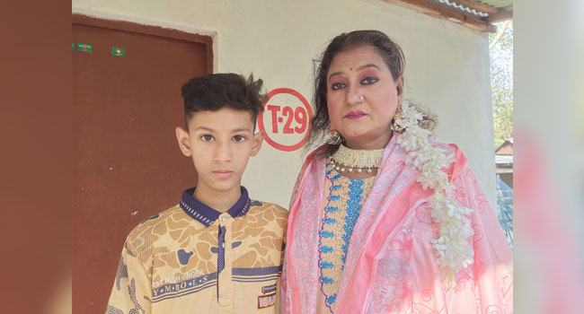 মেয়েকে ১৫ বছরও খুঁজে পাননি নায়িকা বনশ্রী
