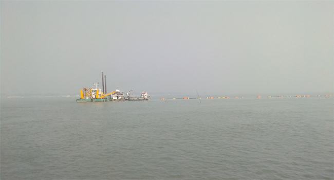 ঘন কুয়াশায় দৌলতদিয়া নৌরুটে ৯ ঘণ্টা পর ফেরি চলাচল স্বাভাবিক