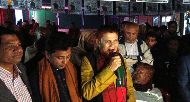 ‘যারা নৌকার বাইরে ভোট করবেন তারা মানুষের সন্তান নয়’