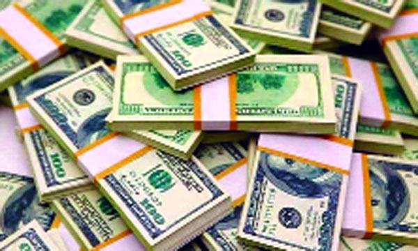 ডলার বিক্রি ও ধার করে তহবিল ঘাটতি সমন্বয়
