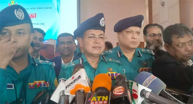 ঢাকার অর্ধেক ভোটকেন্দ্র ‘ঝুঁকিপূর্ণ’ : ডিএমপি কমিশনার