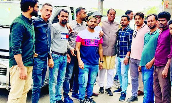 দেশে এসেছেন মিরসরাইয়ের তিন শতাধিক প্রবাসী