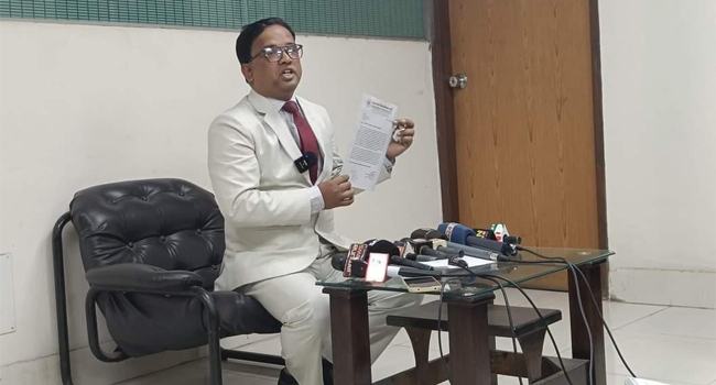 আড়াইহাজারে শেষ মুহূর্তে নির্বাচন থেকে সরে দাঁড়ালেন তৃণমূল বিএনপির প্রার্থী