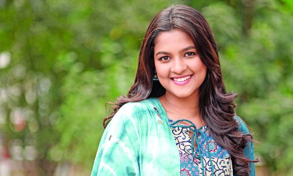 সিনেমায় অভিষেক হচ্ছে সাদিয়া আয়মানের