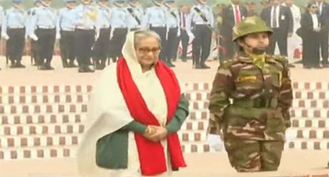জাতীয় স্মৃতিসৌধে শ্রদ্ধা জানালো নতুন মন্ত্রিসভা