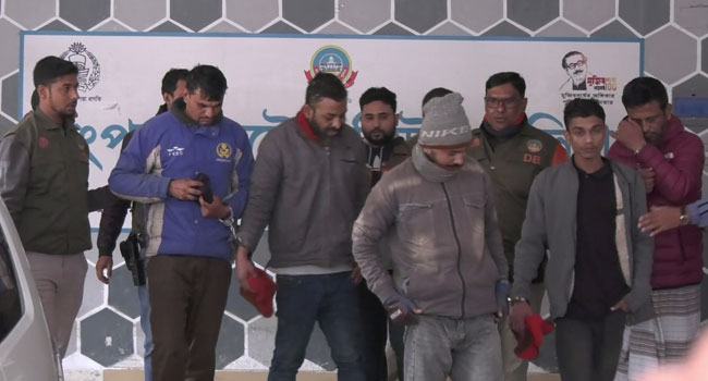 রংপুরে রেস্টুরেন্টের আড়ালে মাদকবাণিজ্য, গ্রেফতার ৫