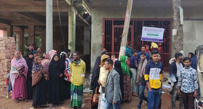 কুমিল্লায় গ্রাহকদের অর্ধকোটি টাকা নিয়ে এনজিও উধাও