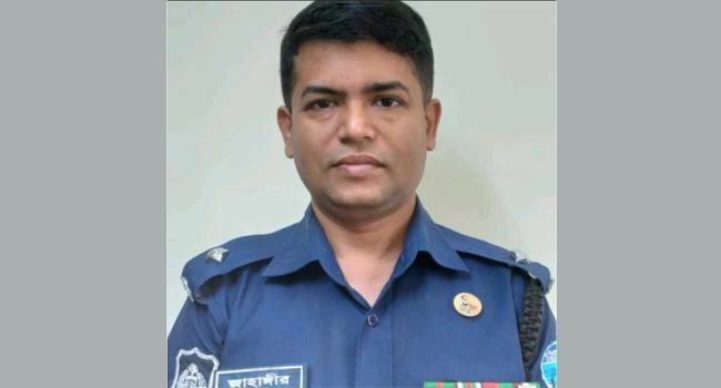 চকরিয়ায় মামলা ছাড়া মরহুম সাংবাদিক পরিবারকে পুলিশ ফাঁড়ীতে ধরে নেয়ার হুমকি!