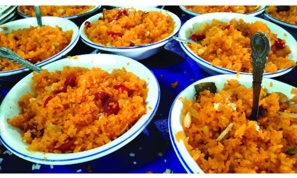 মিরসরাইতে বিভিন্ন অনুষ্ঠানের খাবার তালিকায় জর্দাভাত যেন বাড়তি আকর্ষণ