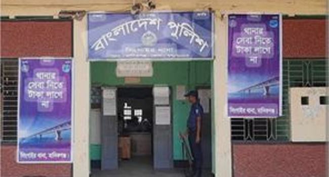 সিংগাইরে আইন-শৃঙ্খলার অবনতি, এলাকাবাসী আতঙ্কিত
