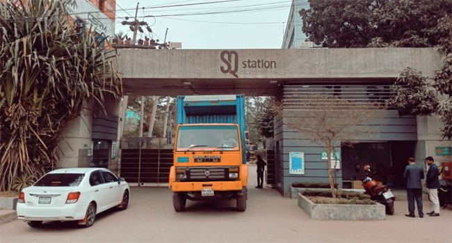 ভালুকার এসকিউ কারখানার দু’টি ইউনিটই বন্ধ ঘোষণা