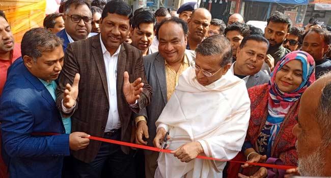 দলীয় প্রতীক ছাড়া উপজেলা নির্বাচন : যেভাবে দেখছেন আইনমন্ত্রী