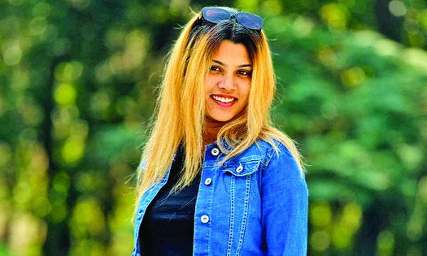 দেশে ফিরেই স্টেজ শোতে মেতে উঠেছেন বিন্দু কণা