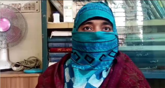 গৃহবধূর পৌনে ৩ লাখ টাকার স্বর্ণালঙ্কার হাতিয়ে নিল সংঘবদ্ধ প্রতারক