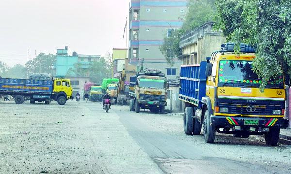 দর্শনায় জমি অধিগ্রহণে আটকে আছে পূর্ণাঙ্গ স্থলবন্দর নির্মাণ