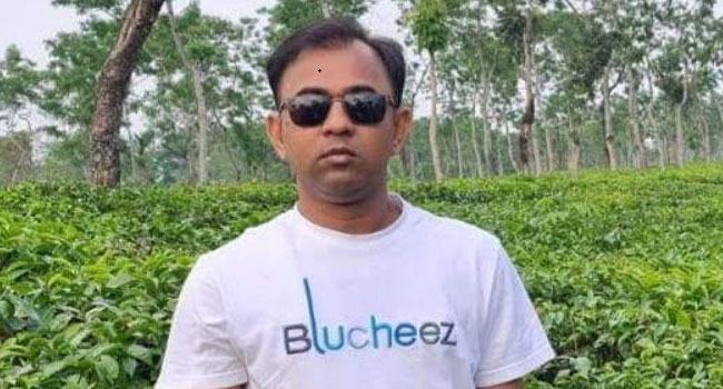 কটিয়াদীতে কুপিয়ে আ'লীগ নেতার দুই হাতের কবজি বিচ্ছিন্ন
